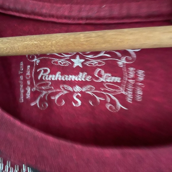 Panhandle slim embellished western tee shirt. Maroon/black detailing. Size small - Picture 5 of 5